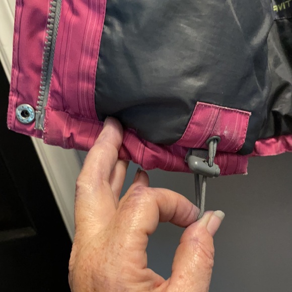 Gravity Snowboard Jacket - Picture 5 of 7